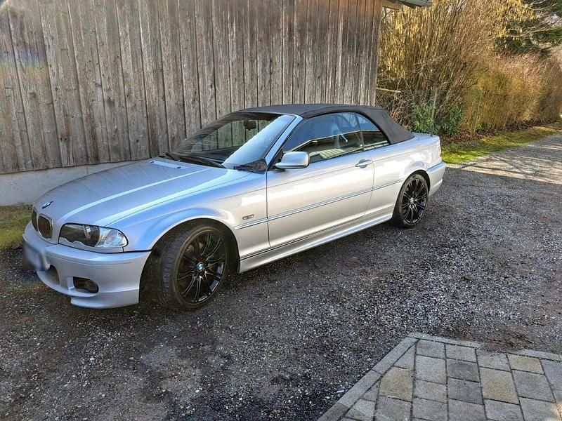 Gebraucht BMW 330 Cabriolet 231 PS (169 kW) 2001 Silber Cabrio
