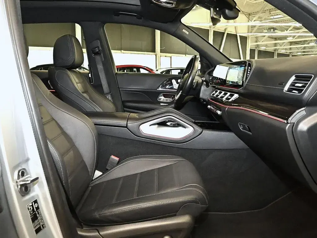 Gebraucht Mercedes GLS450 367 PS (269 kW) 2023 Silber SUV