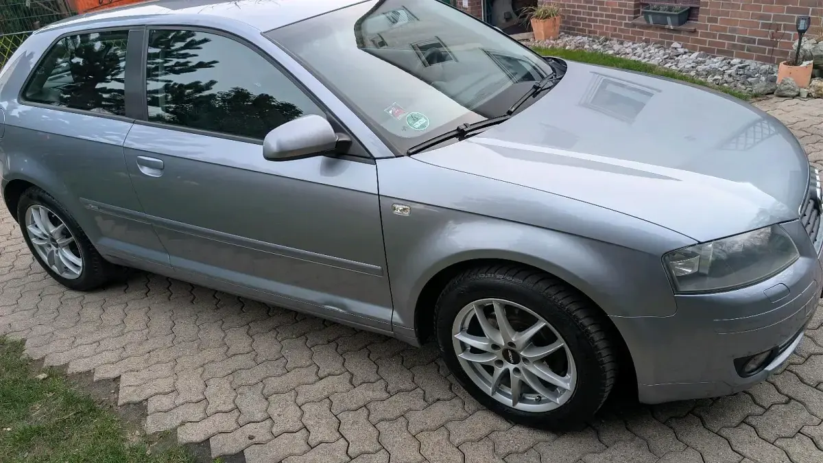 Gebraucht Audi A3 102 PS (75 kW) 2004 Silber Kleinwagen