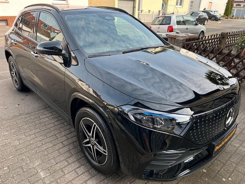 Gebraucht Mercedes EQA250+ 139 kW (190 PS) 2025 Schwarz SUV