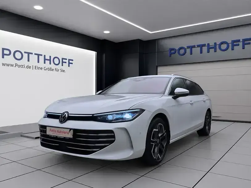 Gebraucht VW Passat Elegance 193 PS (141 kW) 2024 Weiß Kombi