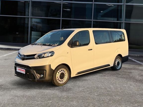 Ice white Gebraucht 2022 Toyota Proace Verso Comfort Kombi | 34.950 € (Teuer) - Bild 1/4