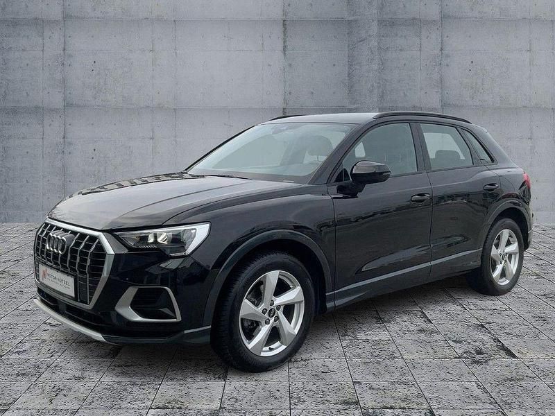 Gebraucht Audi Q3 Advanced Plus 150 PS (110 kW) 2023 Mythosschwarz metallic SUV