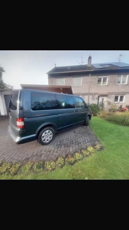 Gebraucht VW T5 99 PS (72 kW) 2007 Grau Van