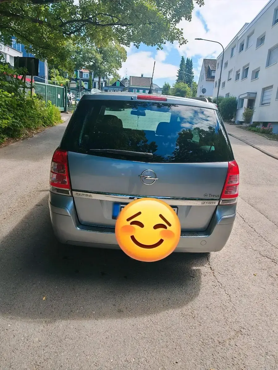 Gebraucht Opel Zafira 110 PS (80 kW) 2009 Silber Van / Kleinbus