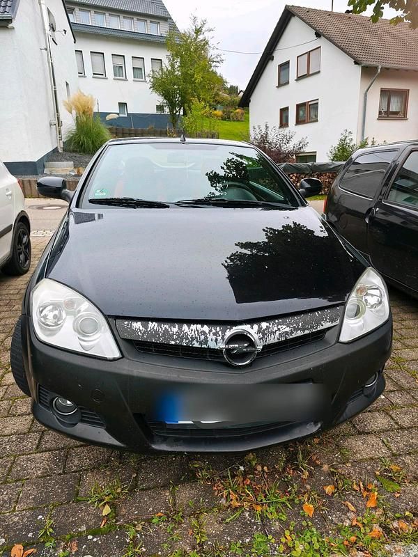 Schwarz Gebraucht 2025 Opel Tigra Cabrio | 350 € - Bild 1/4