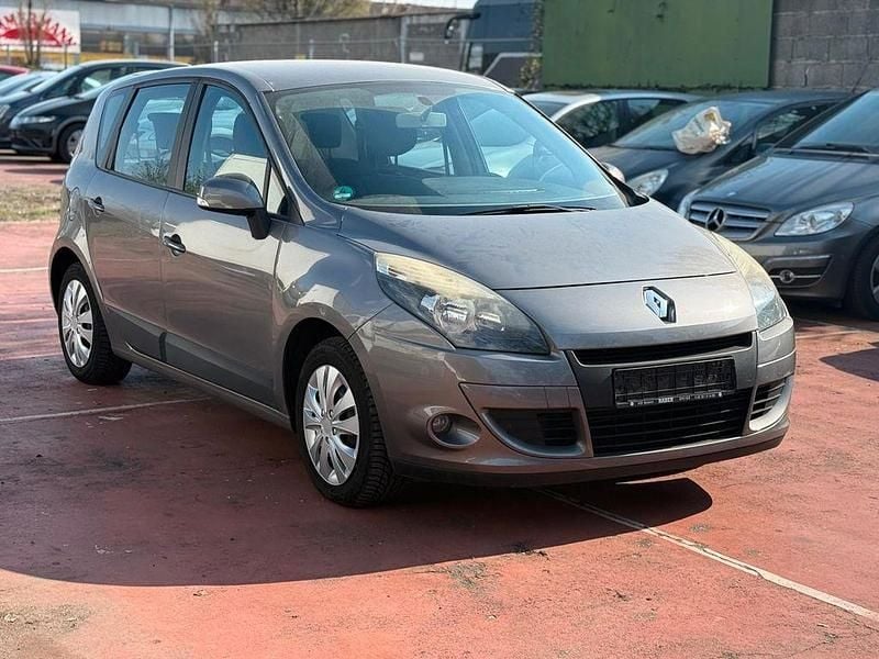 Gebraucht Renault Mégane Expression 110 PS (80 kW) 2009 Grau Limousine