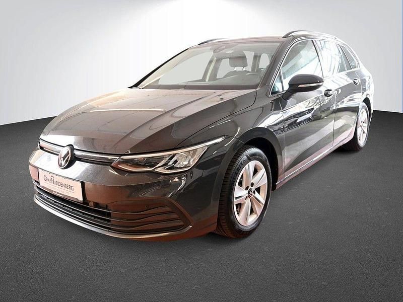 Grau Gebraucht 2022 VW Golf VIII Life Limousine | 19.990 € (Fairer Preis) - Bild 1/4