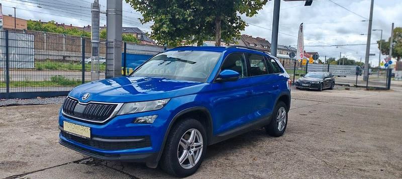 Blau Gebraucht 2019 Skoda Kodiaq Active SUV | 17.399 € (Guter Preis) - Bild 1/4
