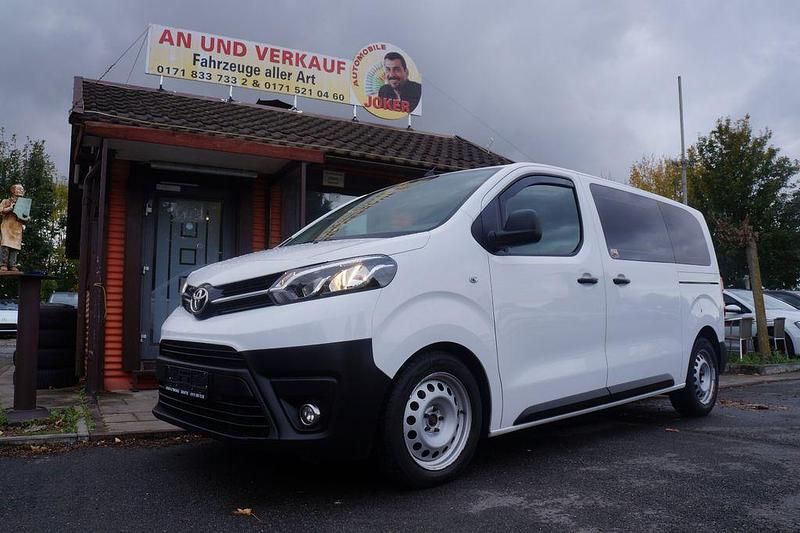 Weiß Gebraucht 2019 Toyota Proace Comfort Van | 14.990 € (Fairer Preis) - Bild 1/4
