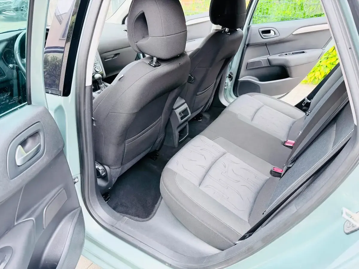 Used Citroën C4 120 HP (88 kW) 2011 Blue Sedan
