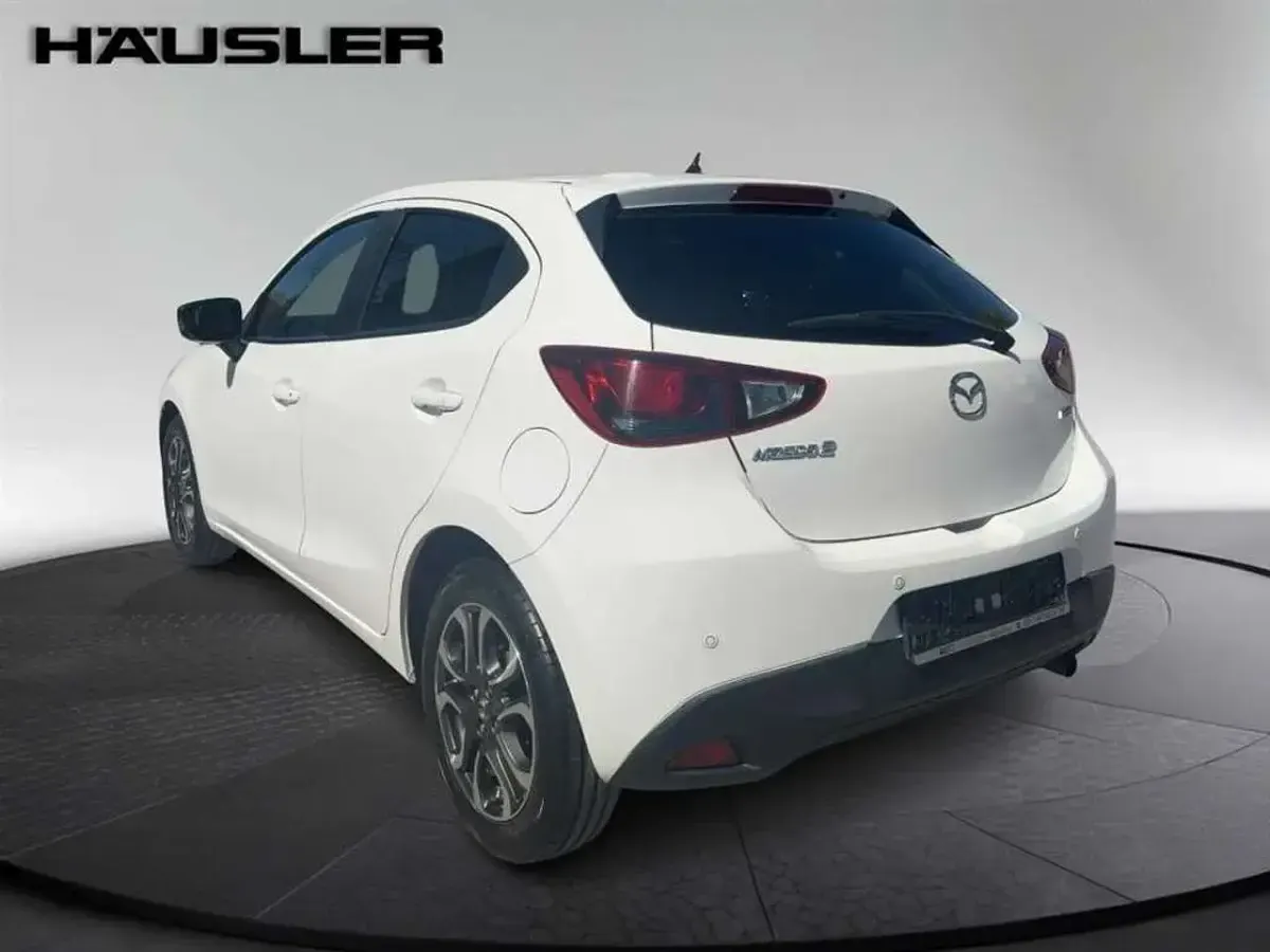 Gebraucht Mazda 2 90 PS (66 kW) 2017 Purweiß Kleinwagen