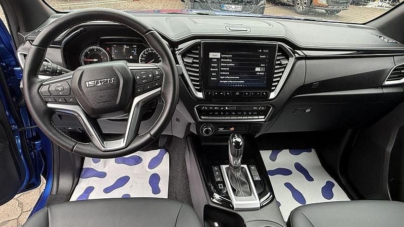 Gebraucht Isuzu D-Max 163 PS (119 kW) 2024 Blau SUV