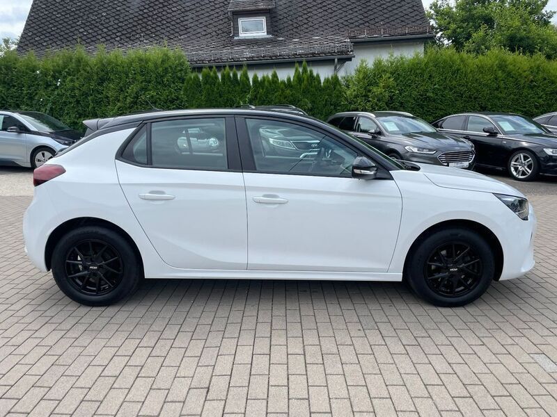 Gebraucht Opel Corsa Edition 75 PS (55 kW) 2021 Weiß (schneeweiss/summitwhite/arctic) Limousine