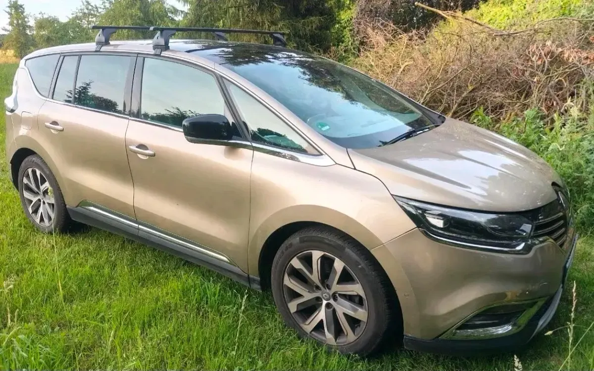 Gebraucht Renault Espace 160 PS (117 kW) 2015 Braun Van / Kleinbus