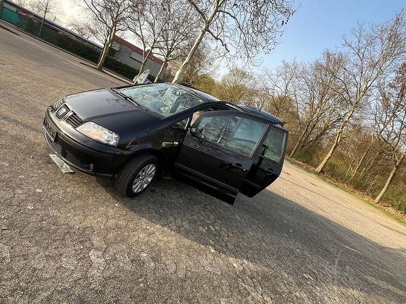 Gebraucht Seat Alhambra Vigo 140 PS (102 kW) 2008 Schwarz Van / Kleinbus