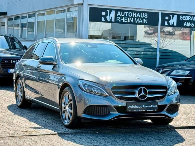 Grau Gebraucht 2016 Mercedes C200 Kombi | 18.700 € (Fairer Preis) - Bild 1/4