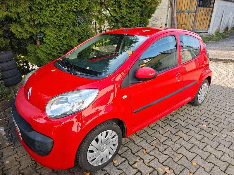Rot Gebraucht 2007 Citroën C1 Kleinwagen | 3.000 € (Teuer) - Bild 1/4