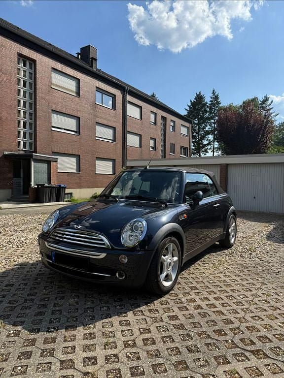 Schwarz Gebraucht 2004 Mini Cooper Cabriolet Cabrio | 7.999 € (Fairer Preis) - Bild 1/1