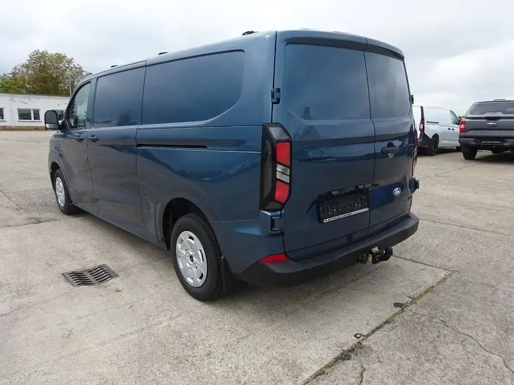 Neu Ford Transit Custom Trend 170 PS (125 kW) 2026 Blau Van / Kleinbus