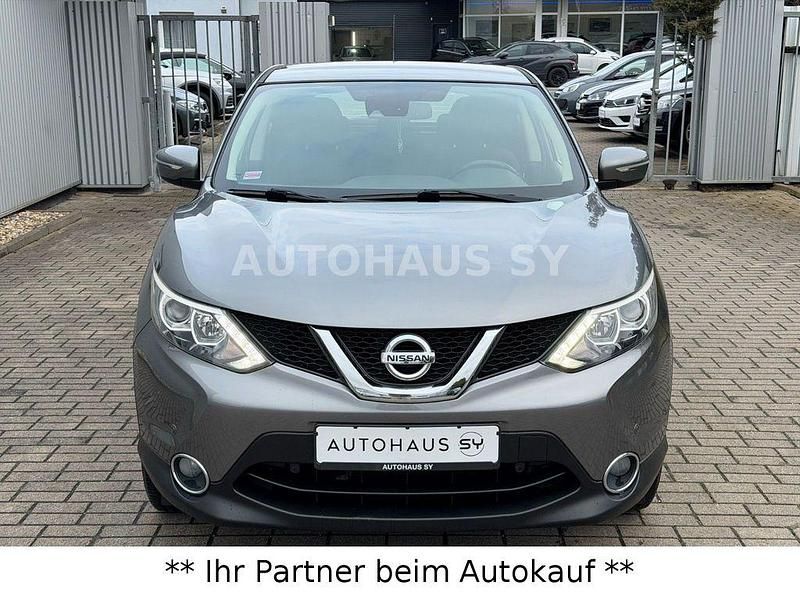 Gebraucht Nissan Qashqai Acenta 116 PS (85 kW) 2014 Grau SUV