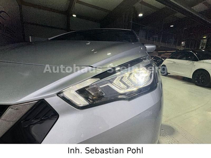 Gebraucht Nissan Micra Acenta 90 PS (66 kW) 2018 Silber Kleinwagen
