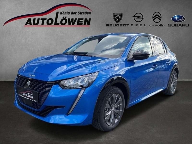 Vertigo blau (blau) Gebraucht 2023 Peugeot e-208 Allure Kleinwagen | 26.700 € (Teuer) - Bild 1/4
