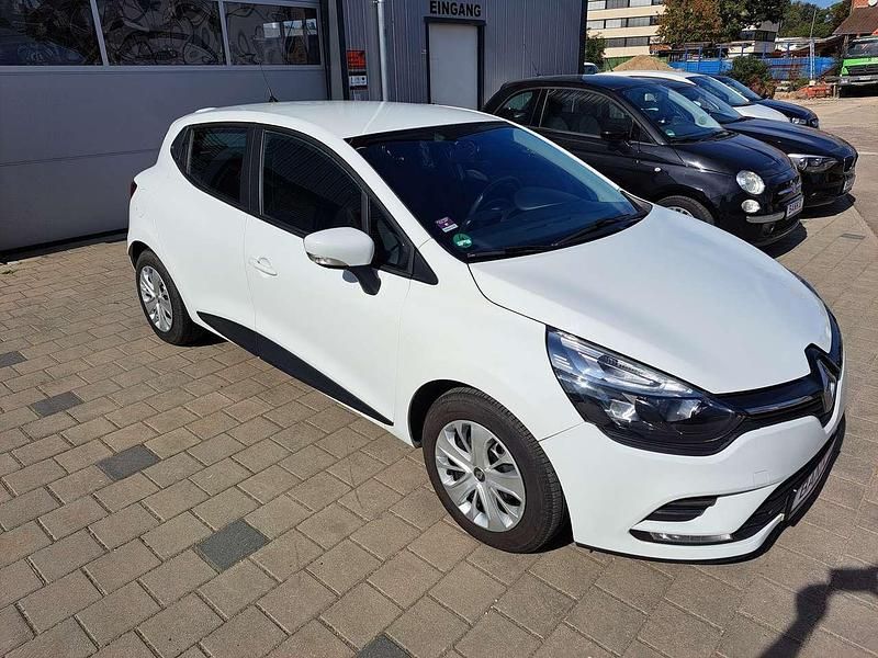 Gebraucht Renault Clio IV 73 PS (53 kW) 2019 Gletscherweiss Limousine