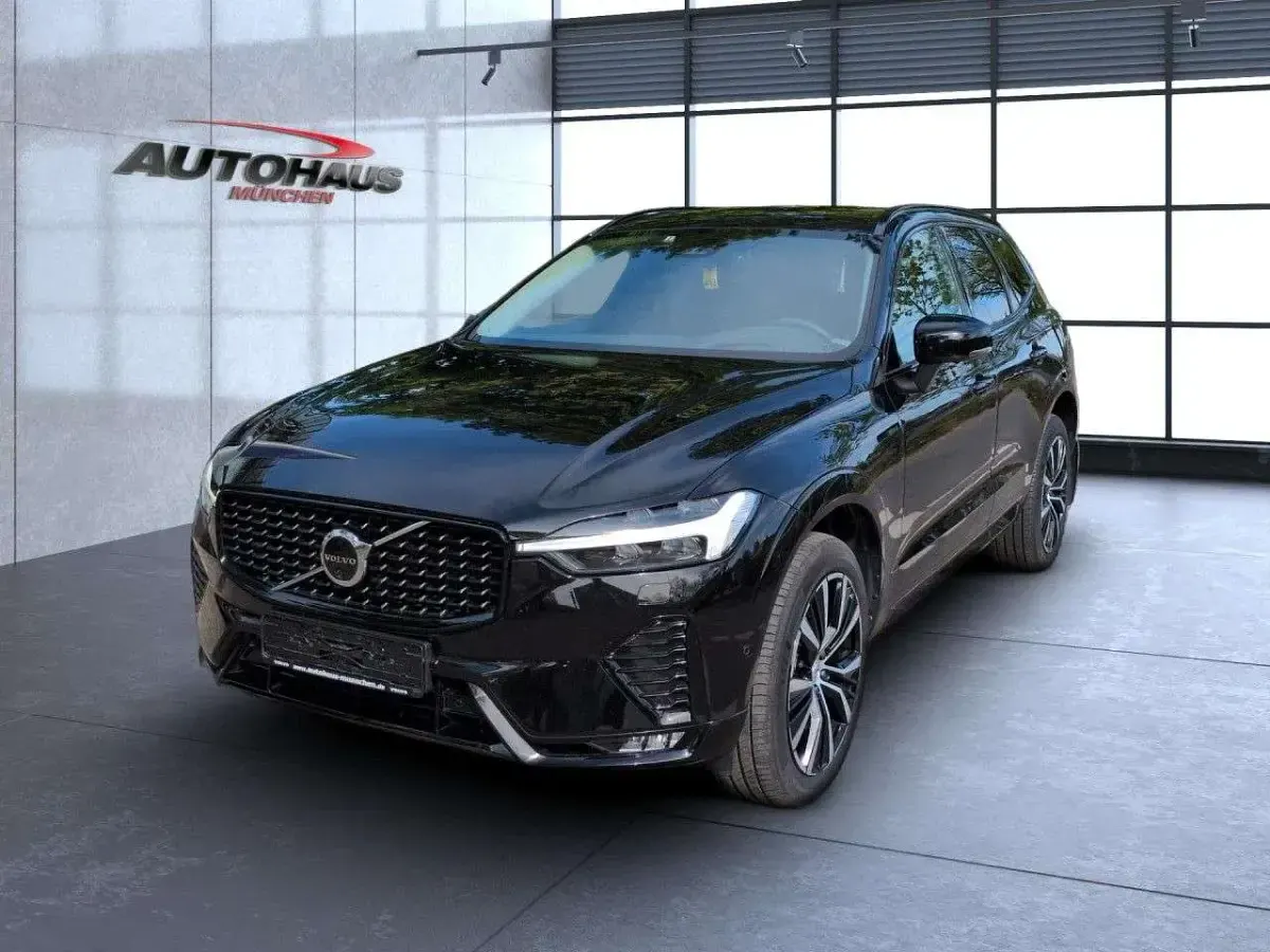Second-hand Volvo XC60 Ultimate 197 CP (144 kW) 2024 Negru SUV