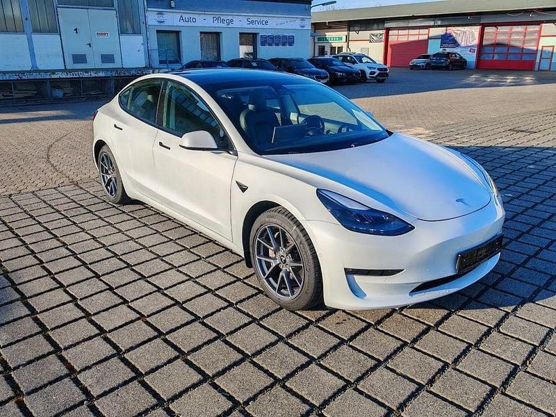 Gebraucht Tesla Model 3 Long Range AWD 366 kW (498 PS) 2021 Weiß Limousine