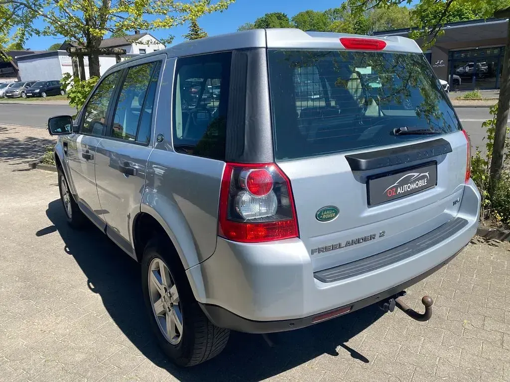Gebraucht Land Rover Freelander 2 152 PS (111 kW) 2009 Silber SUV