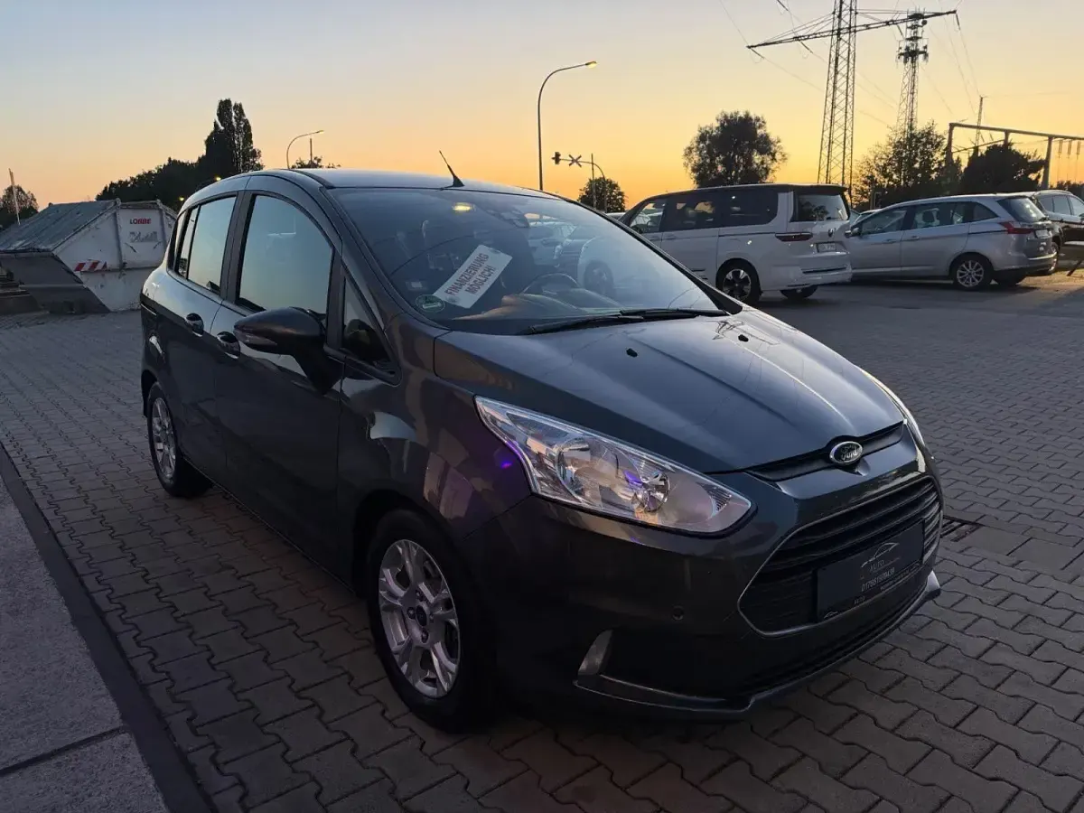 Gebraucht Ford B-MAX Colourline 101 PS (74 kW) 2017 Grau Van / Kleinbus