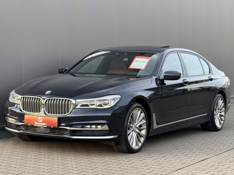 Imperialblau brillanteffekt Gebraucht 2016 BMW 740L Executive Limousine | 30.990 € (Guter Preis) - Bild 1/4