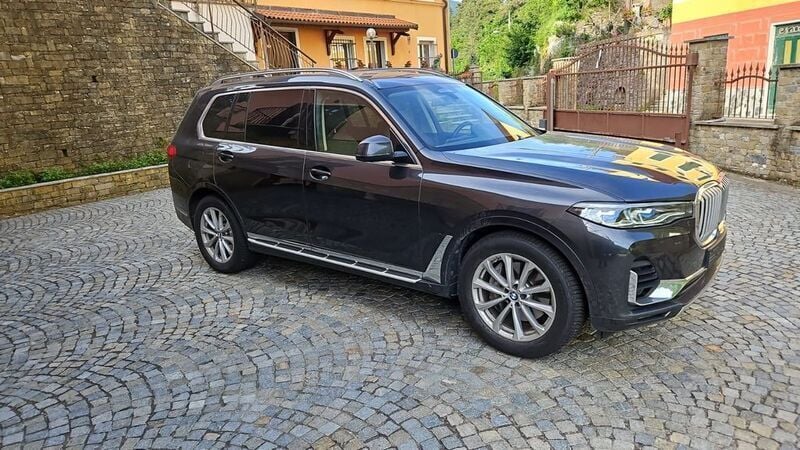 Sophistograu brillanteffekt meta (metallic) Gebraucht 2022 BMW X7 Performance SUV | 73.900 € (Superpreis) - Bild 1/4