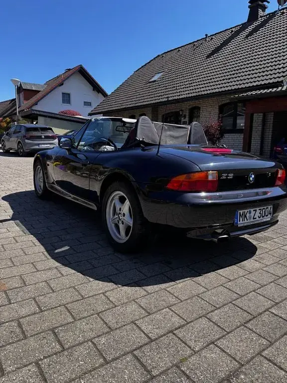 Gebraucht BMW Z3 Sport Line 118 PS (86 kW) 1997 Schwarz Cabrio