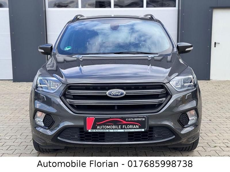 Gebraucht Ford Kuga ST-Line 150 PS (110 kW) 2019 Grau SUV