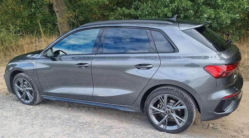 Gebraucht Audi A3 S-Line 150 PS (110 kW) 2023 Grau Limousine