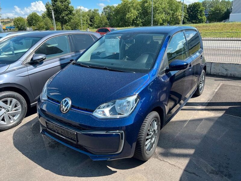Blau Gebraucht 2020 VW e-up! United Kleinwagen | 13.990 € (Teuer) - Bild 1/4