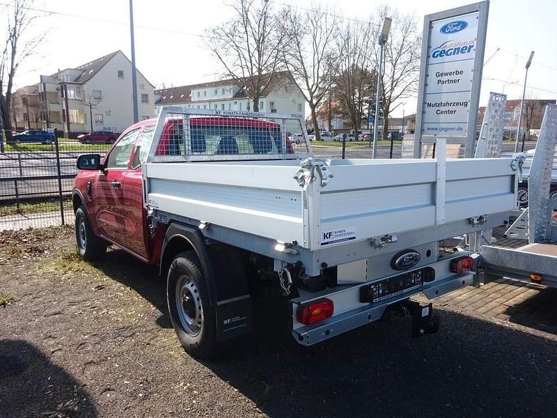 Neu Ford Ranger XL 170 PS (125 kW) 2025 Rot Pickup