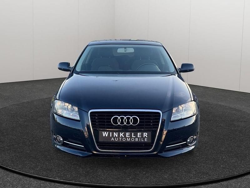 Używany Audi A3 Performance 105 KM (77 kW) 2010 Niebieski Hatchback