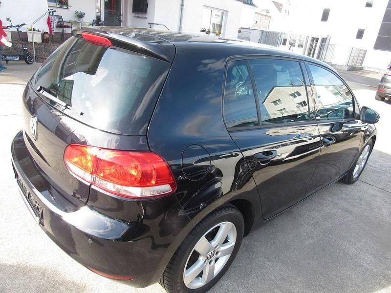 Gebraucht VW Golf VI Style 86 PS (63 kW) 2011 Schwarz Kleinwagen