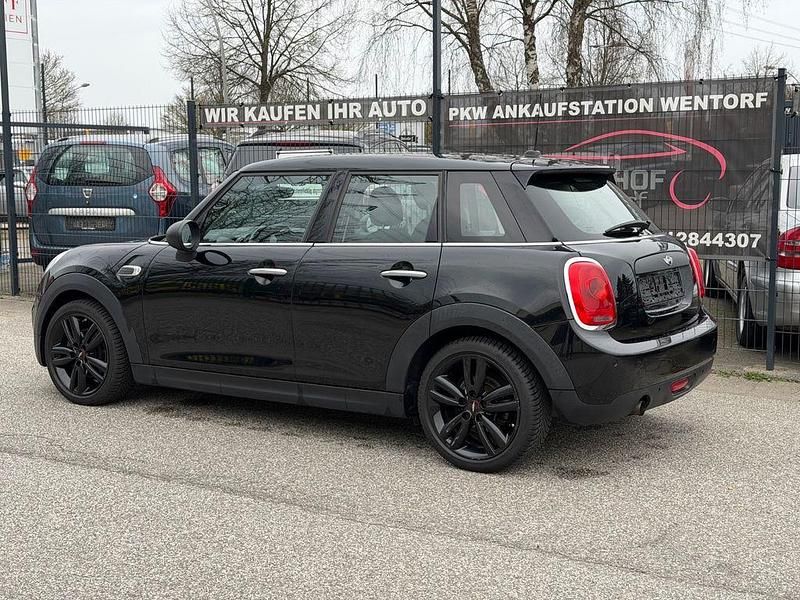 Usado Mini ONE 102 HP (75 kW) 2015 Preto Citadino