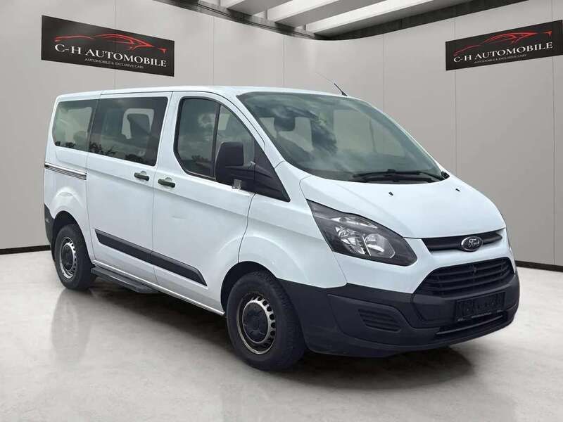 Weiß Gebraucht 2016 Ford Transit Custom Kombi | 14.756 € (Teuer) - Bild 1/4