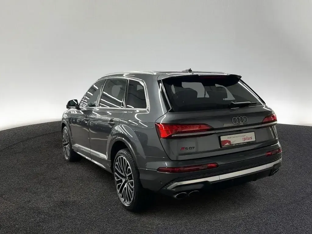 Gebraucht Audi SQ7 Sport 507 PS (372 kW) 2025 Grau SUV