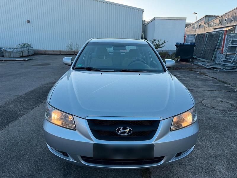 Gebraucht Hyundai Sonata 235 PS (172 kW) 2007 Silber Limousine