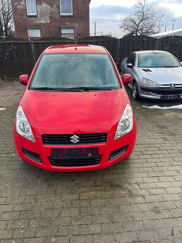 Gebraucht Suzuki Splash 65 PS (47 kW) 2010 Rot Kleinwagen
