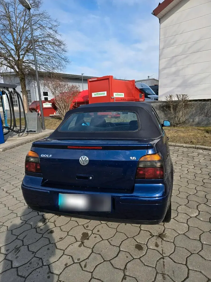 Gebraucht VW Golf 101 PS (74 kW) 1999 Blau Cabrio