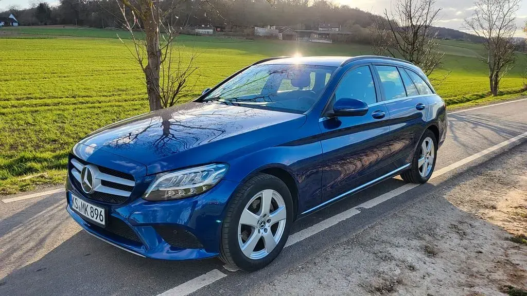 Second-hand Mercedes C200 160 CP (117 kW) 2019 Albastru Berlinǎ