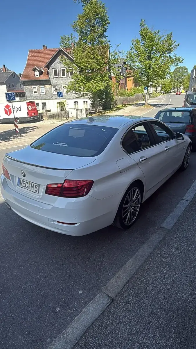 Używany BMW 530 258 KM (189 kW) 2014 Biały Sedan/Limuzyna