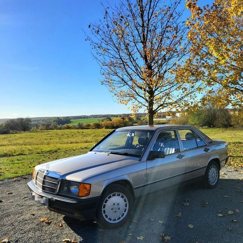 Beige Gebraucht 1987 Mercedes 190 Limousine | 5.900 € - Bild 1/4